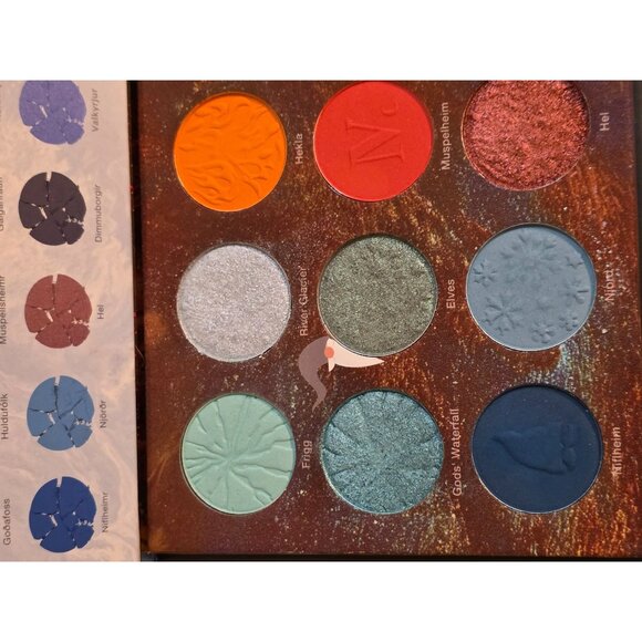 Nomad Iceland Fire & Ice Eyeshadow Palette - Picture 8 of 16